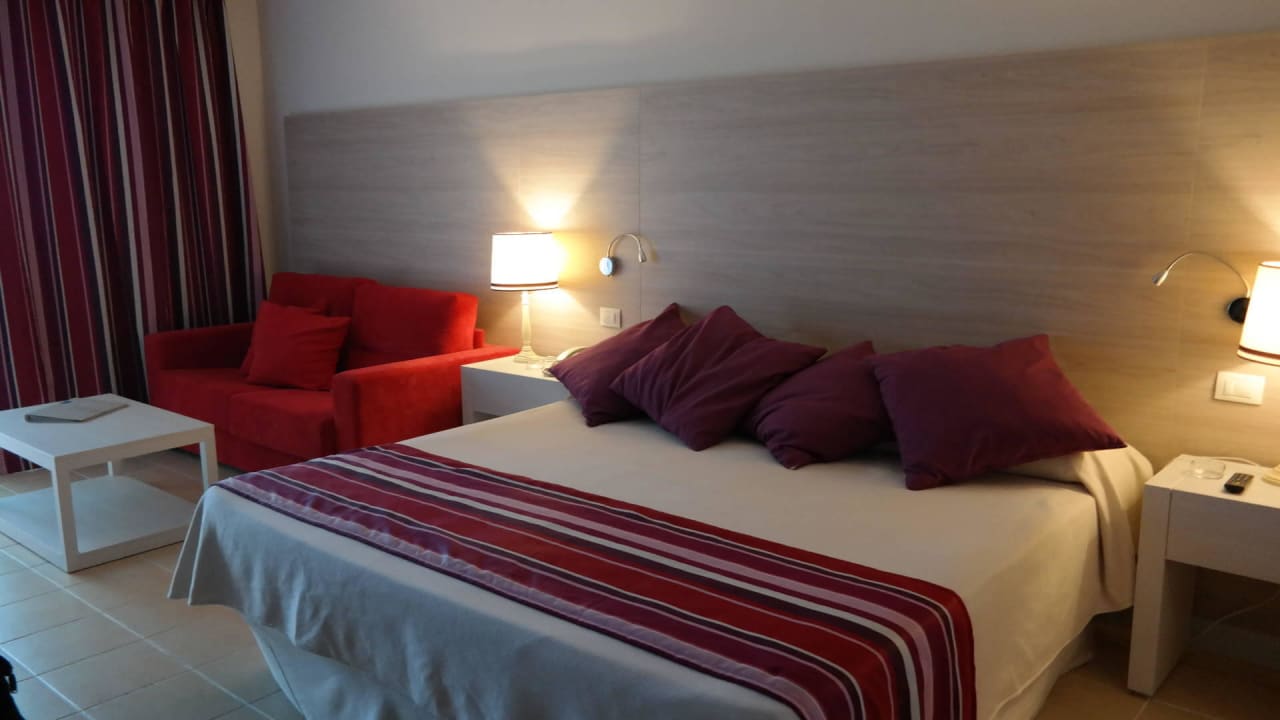 Hotelzimmer Bett Blau varadero - Adults only