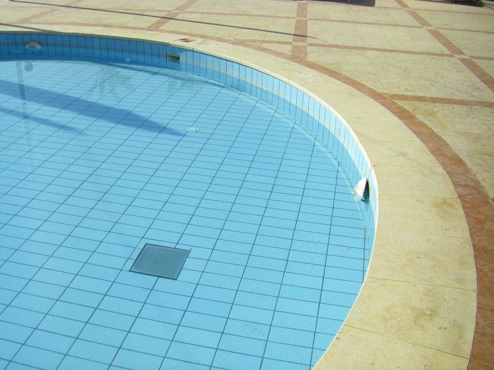 Babypool mit Ansaugloch ohne Gitter Regency Plaza Aqua Park & Spa