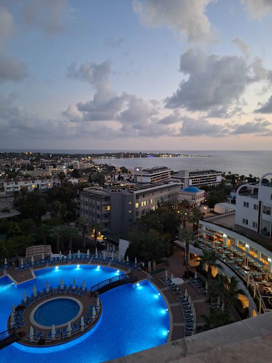 Ausblick Side Prenses Resort & Spa