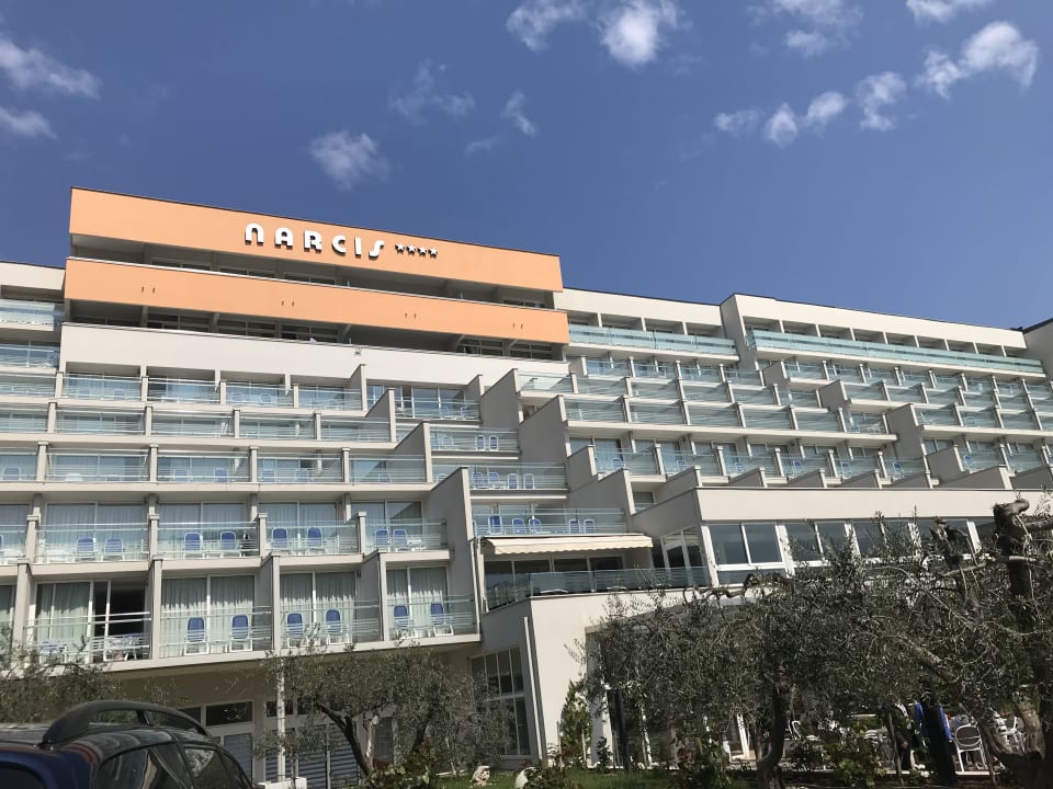 Außenansicht Narcis Hotel
