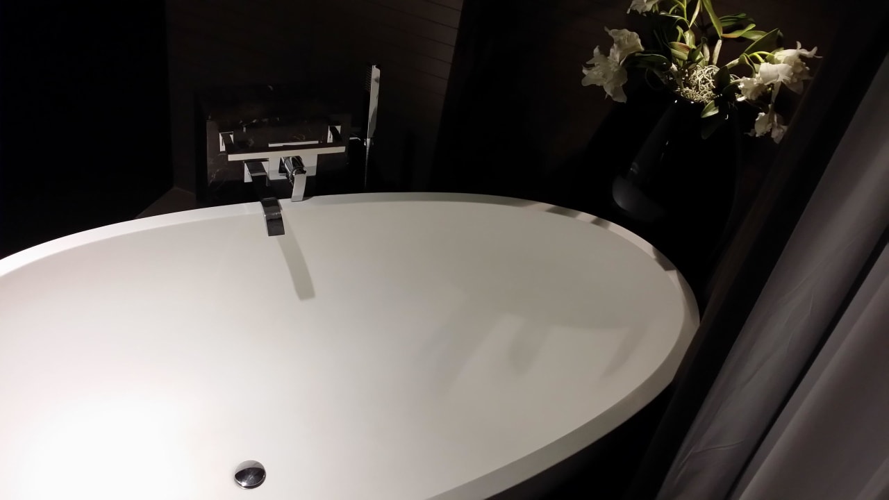 Bathtub The Canvas Hotel Dubai MGallery By Sofitel