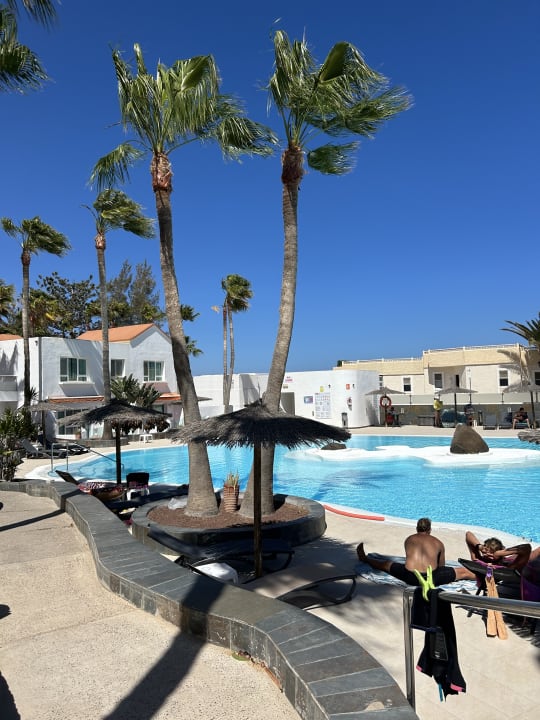 Pool Bahia Calma Beach