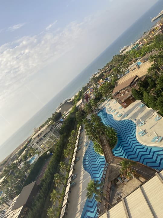 Zimmer Saturn Palace Resort Hotel