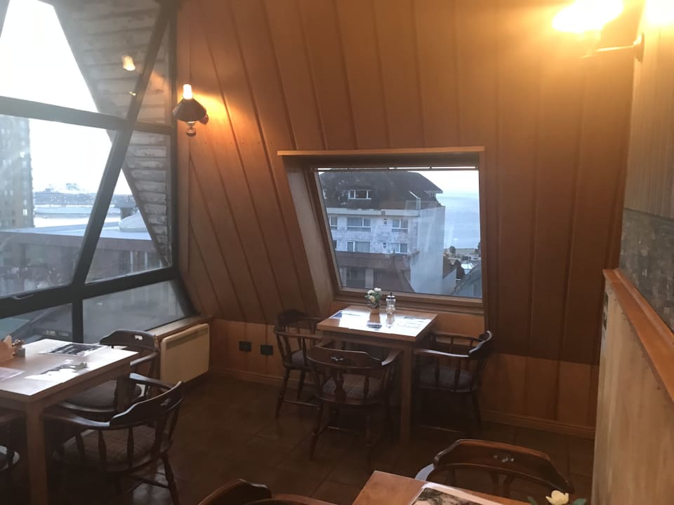 Gastro Hotel Antupiren