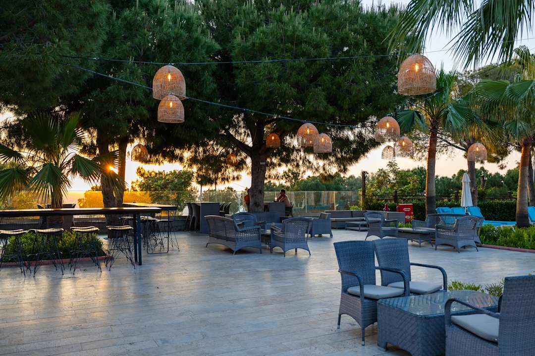 Außenansicht Ramada Resort Kusadasi & Golf