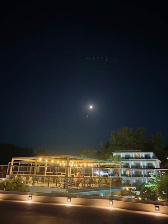 Außenansicht Hotel Chrousso Village