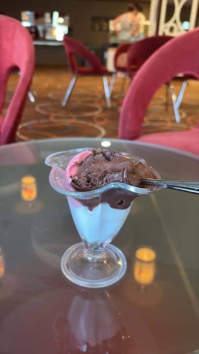 Gastro Hotel Royal Garden Beach