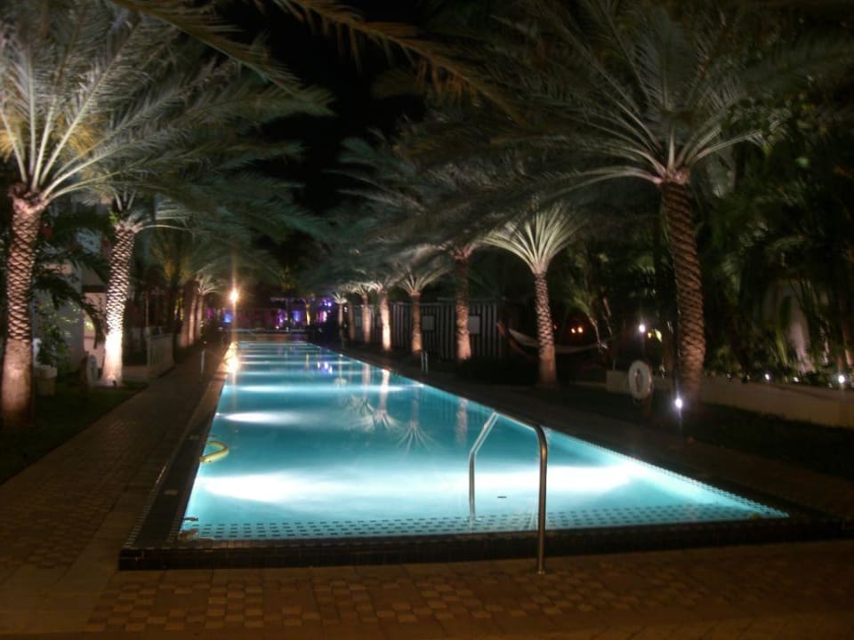 Pool The National Hotel The National