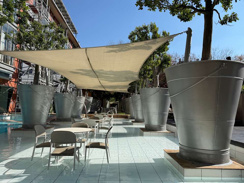 Pool African Pride Melrose Arch, Autograph Collection