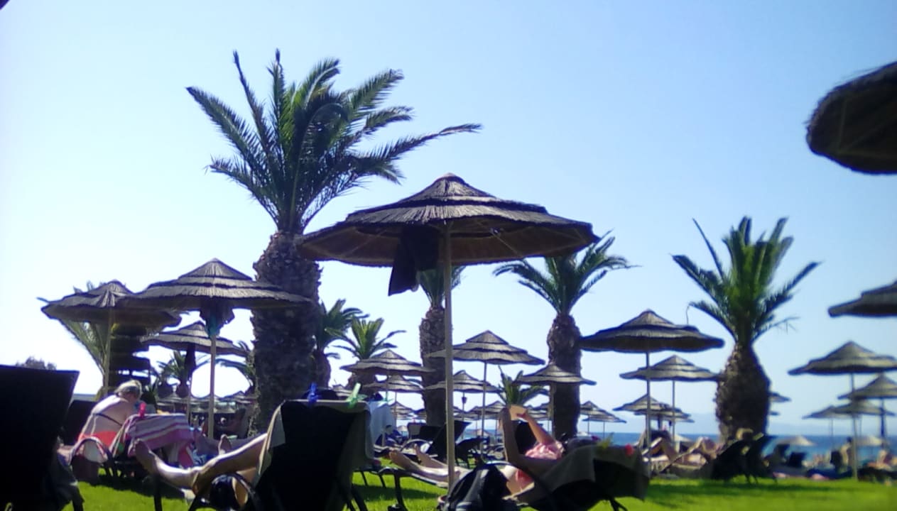 Strand The Ixian Grand & All Suites