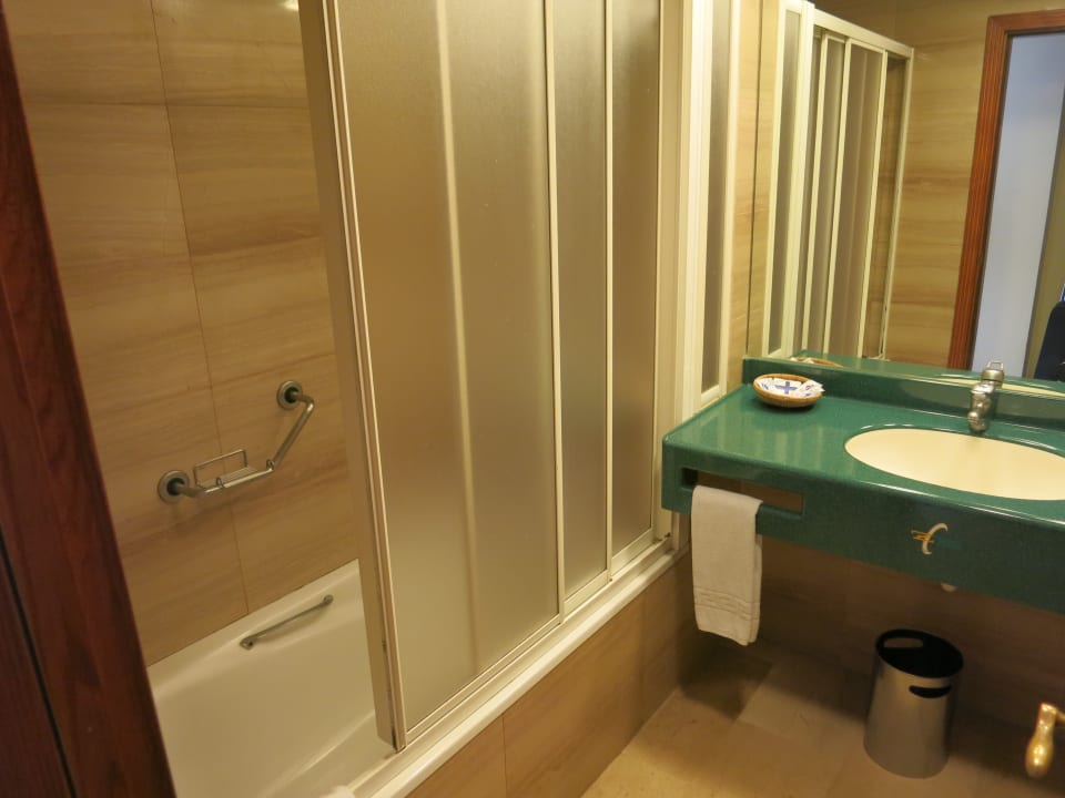 Zimmer Hotel Zentral Center - Adults only