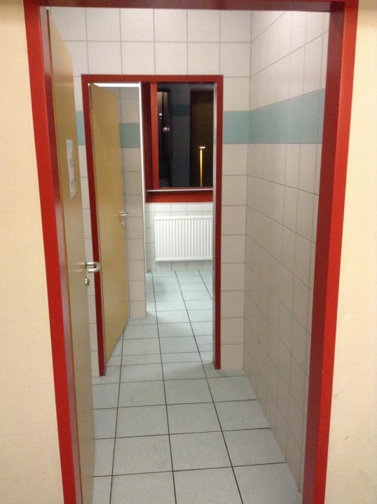 Bad Jugendgästehaus Brigittenau