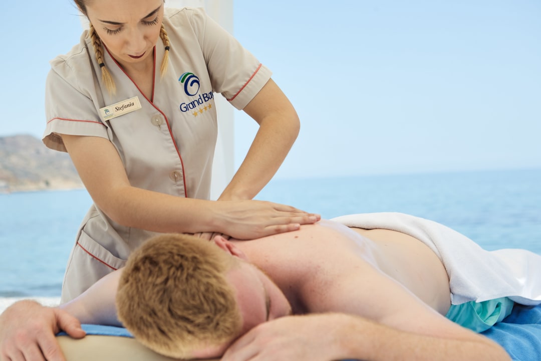 Sport & Freizeit Giannoulis - Grand Bay Beach Resort