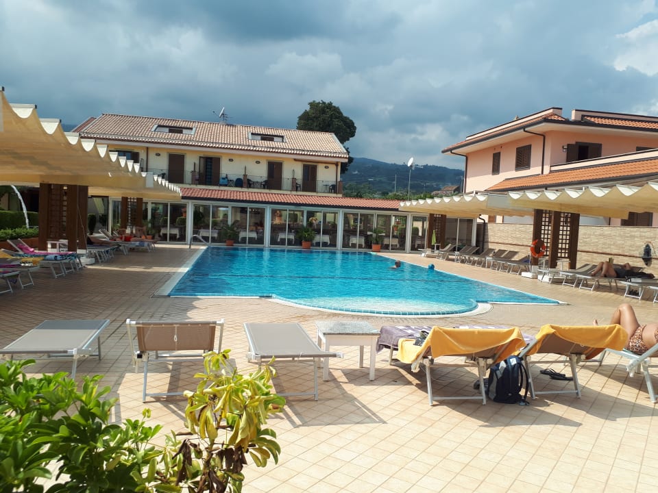 Pool La Terra dei Sogni Hotel & Farm House