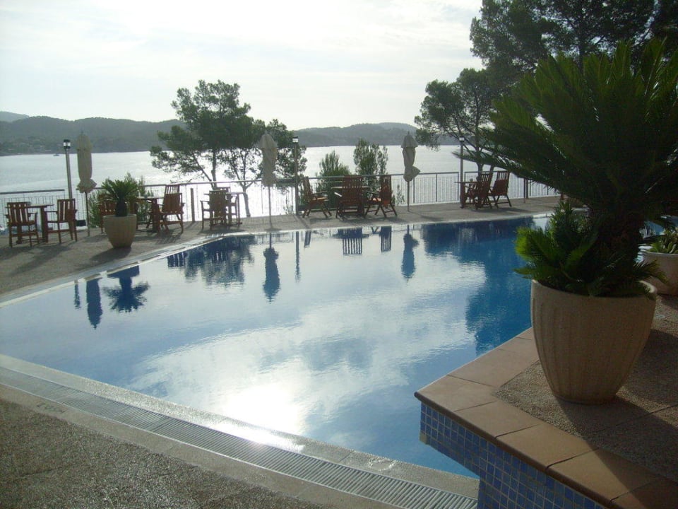 "alter" Pool mit Meerblick  Hotel Coronado Thalasso & Spa