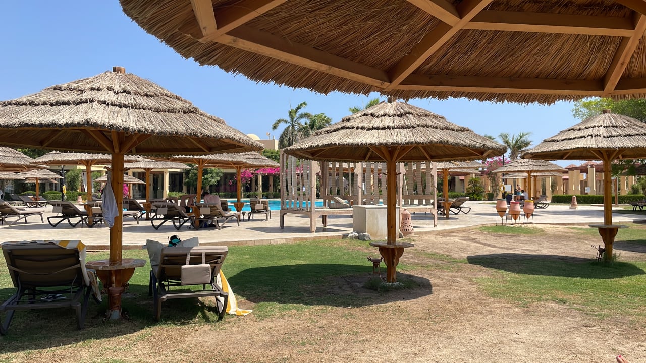 Pool ROBINSON SOMA BAY