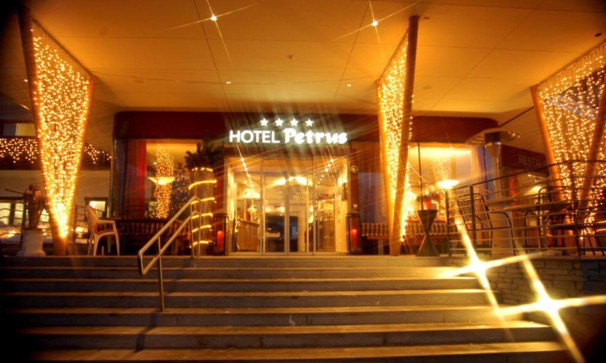 Hoteleingang Hotel Petrus