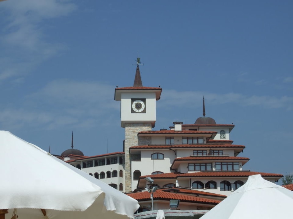 Hotel vom Strand aus gesehen. Helena Sands