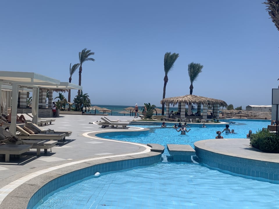Pool JAZ Elite Casa del Mar Beach