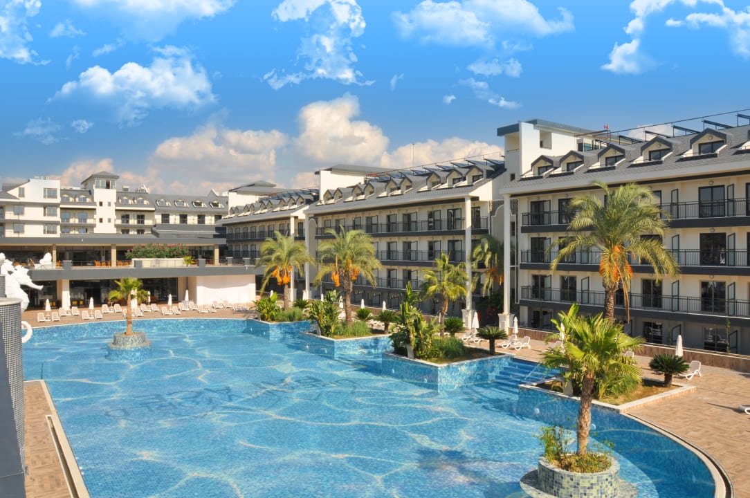Pool Dream World Palace Hotel
