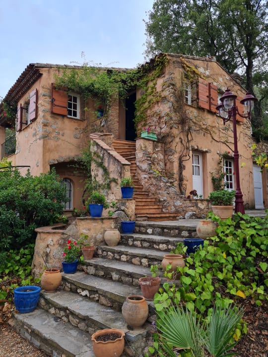 Außenansicht Le Bastidon Saint-Michel