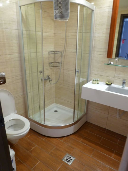 Modernes Bad Hotel Corissia Princess