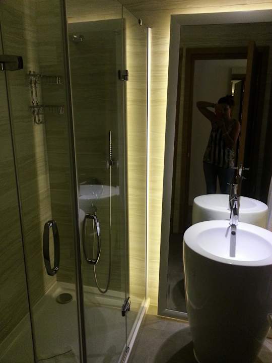 Bad Asteria Venus Didim