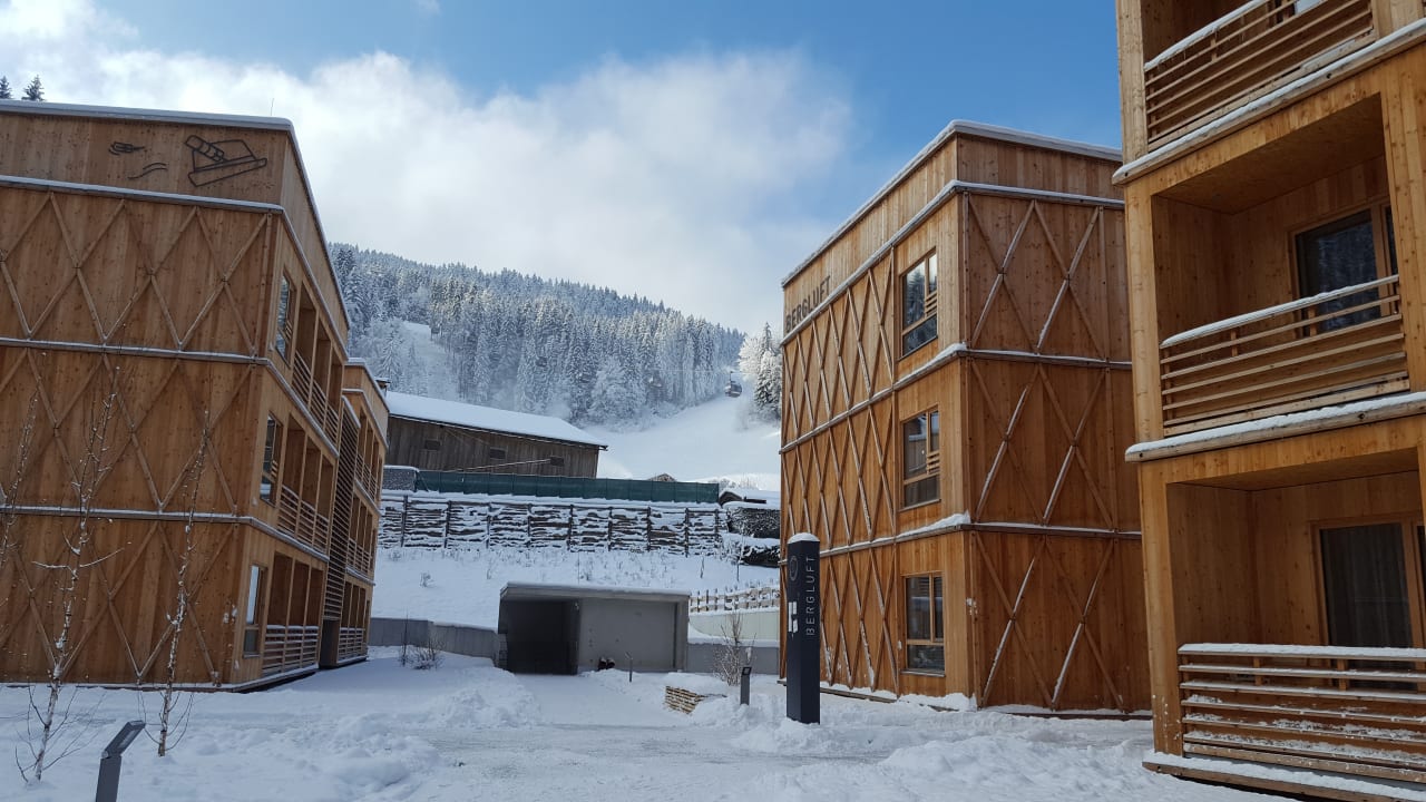 Außenansicht Tirol Lodge