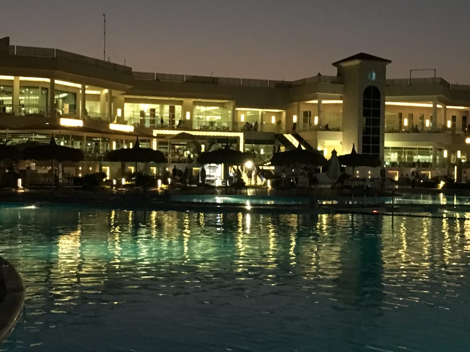 Außenansicht Pickalbatros Royal Moderna Resort-Sharm El Sheikh