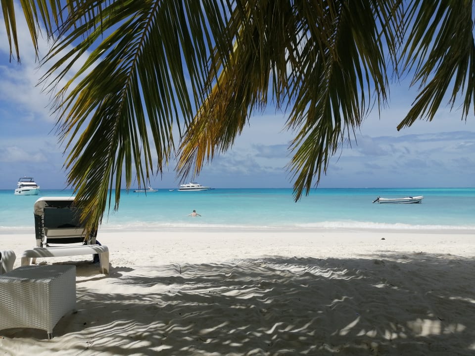 Strand Meeru Maldives Resort Island