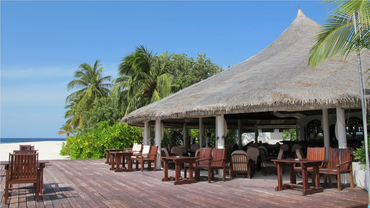 Barterrasse Angaga Island Resort