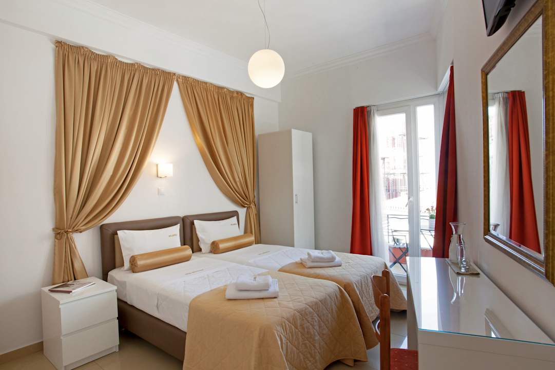 Zimmer Metropolis Hotel