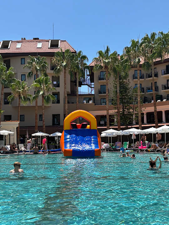 Pool allsun Numa Club Side