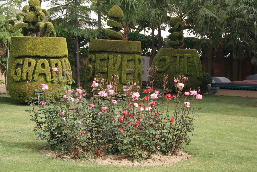 Gartenanlage Grand Seker Hotel