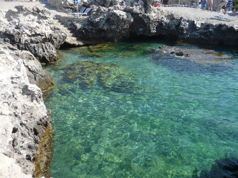 Super klares Wasser Hotel Kalithea Horizon Royal