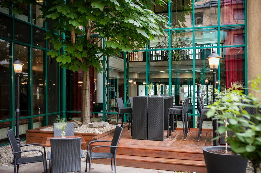 Gartenanlage ARCOTEL Wimberger