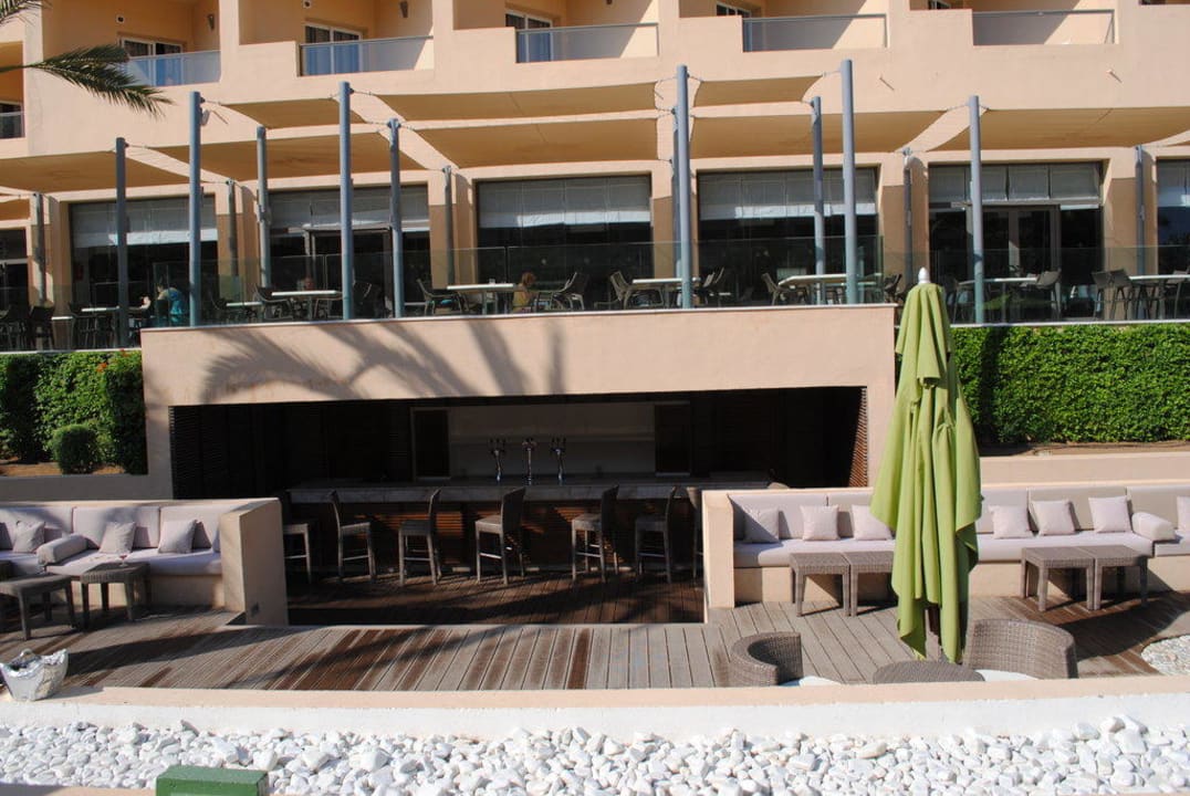 Bar przy basenie Hotel Rosa Beach