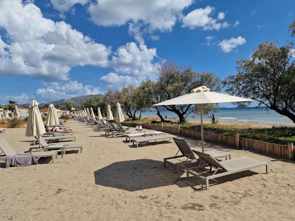Strand Domes Aulūs Zante, Autograph Collection