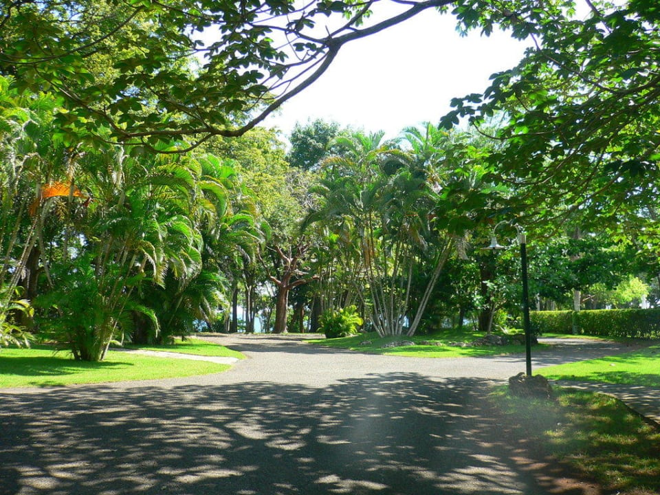 Auf dem Weg zum Clubhaus/ -Pool Hotel Sea Horse Ranch