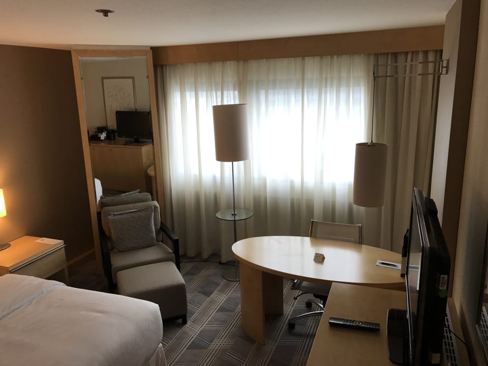 Zimmer Sheraton Frankfurt Airport Hotel & Conference Center