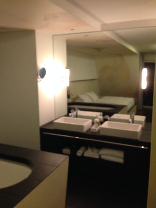 Waschbecken Hotel Q!