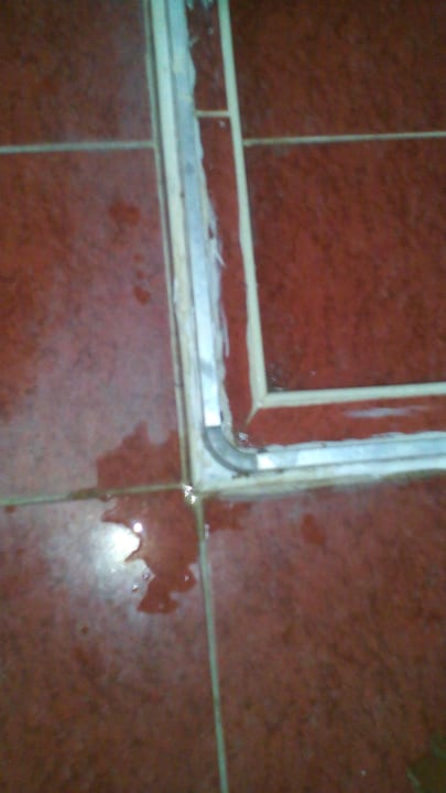 Kaputte und Dreckig dusche Hotel Seker Resort