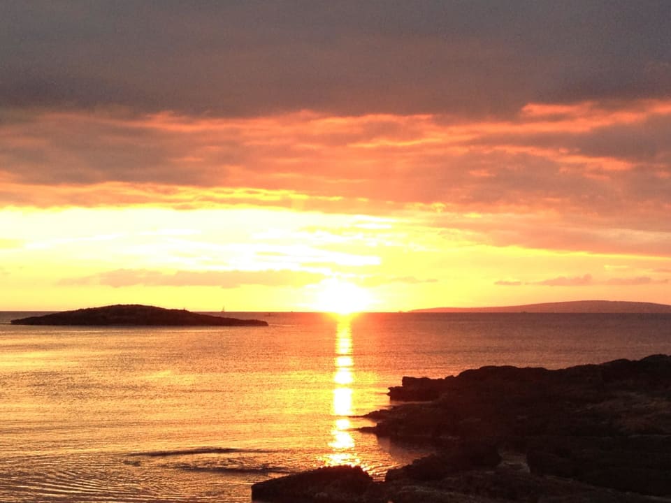 Aonnenuntergang am Strand vor dem Hotel AluaSoul Palma