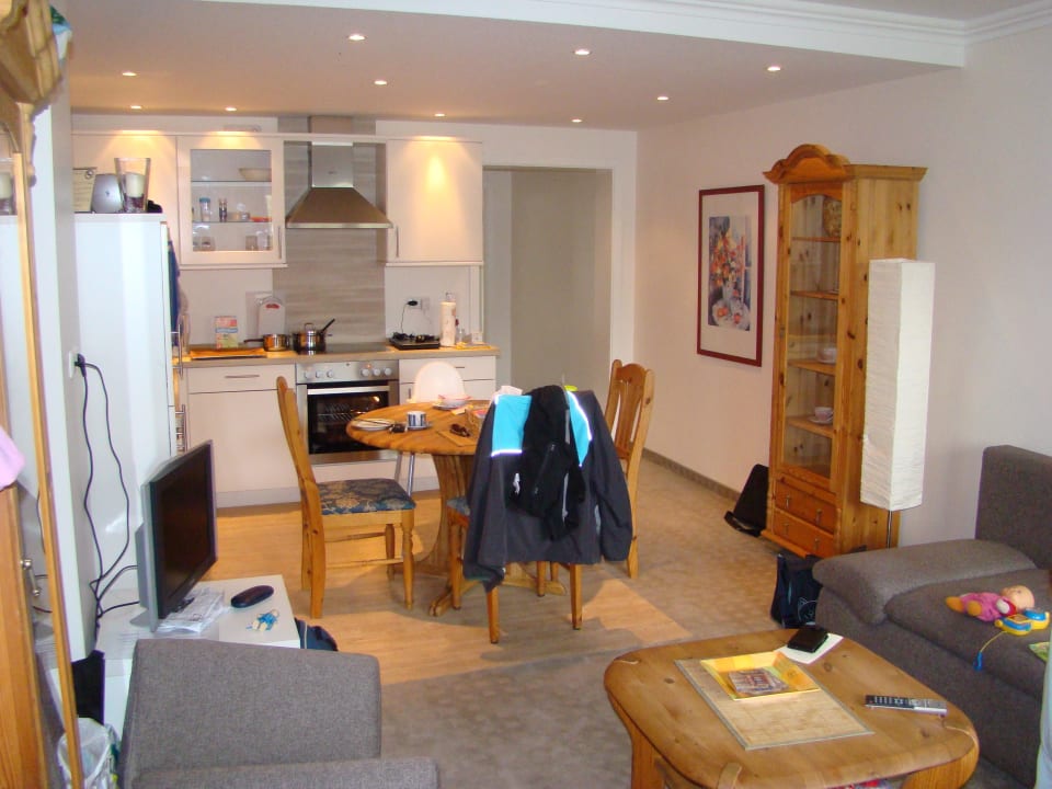 Wohn-Ess-Bereich Apartmenthaus Meeresbucht