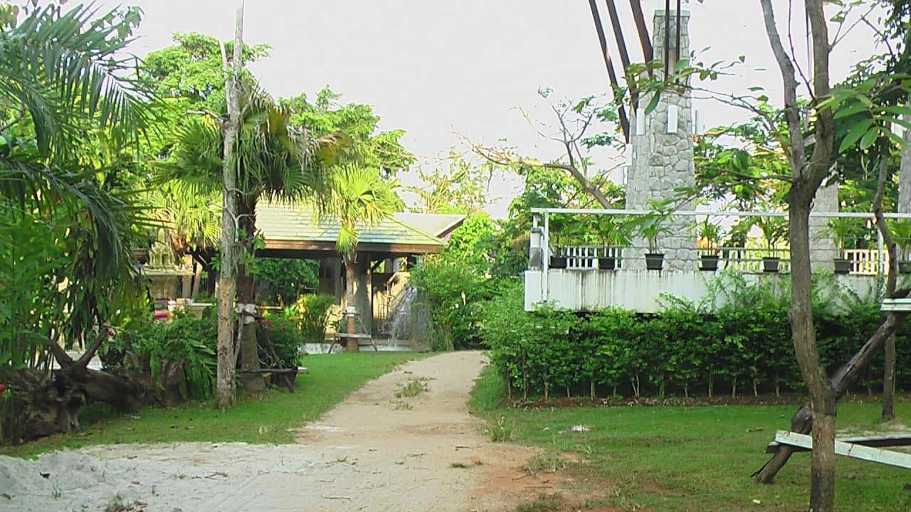 Bezeichnete Bäume  Peace Laguna Resort and Spa