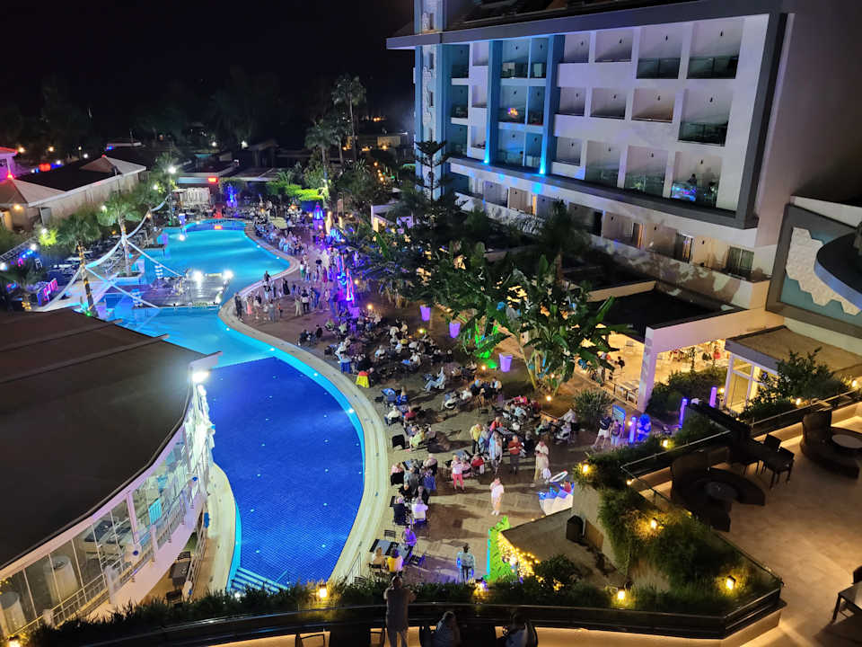 Pool Seashell Resort