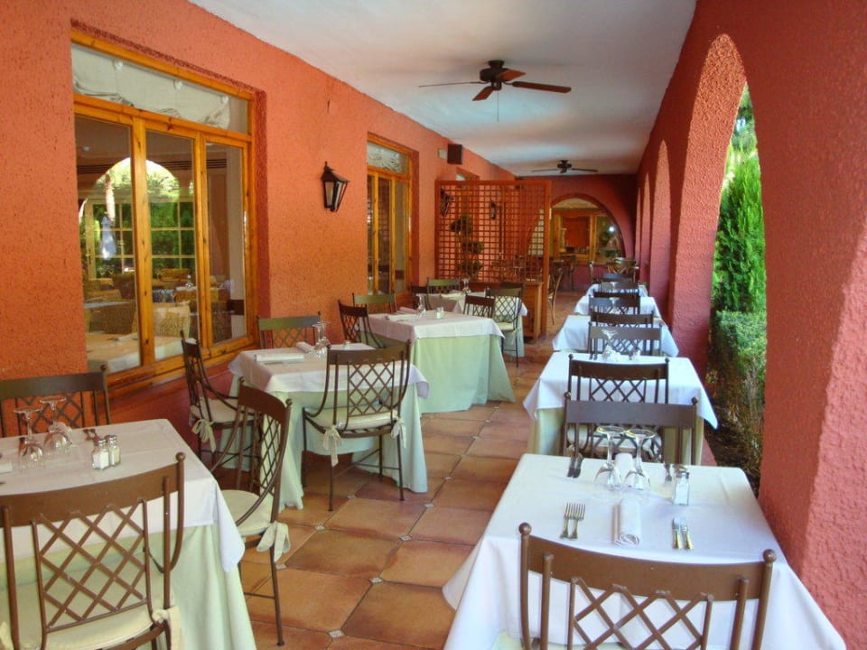 Außenbereich vom Restaurant Hotel Intur Bonaire