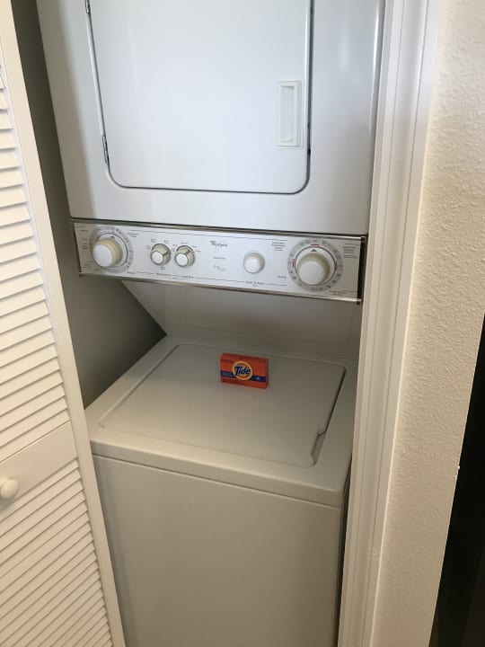 Zimmer The Point Hotel & Suites