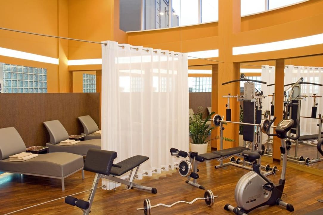 Fitness centre Hotel Novotel St. Petersburg Centre