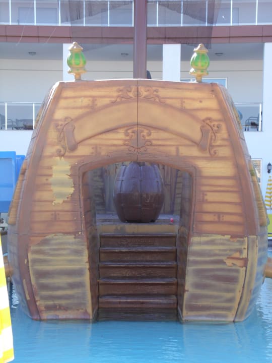 Statek piracki Eftalia Splash Resort